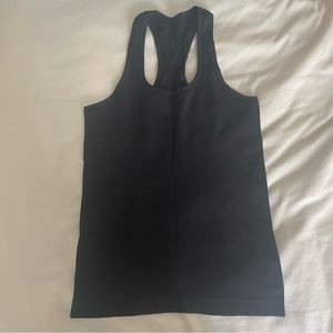 Lululemon Swiftly Tech Racerback Tank Top, Size 6